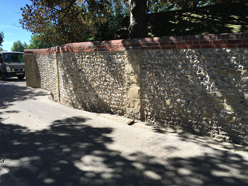 Bungeroosh walled garden